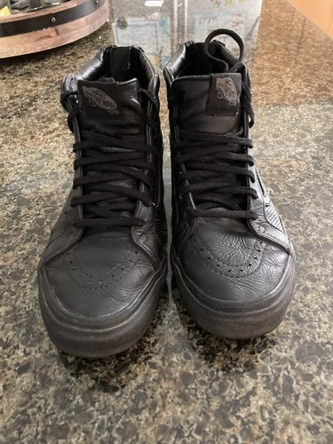black leather vans size 5