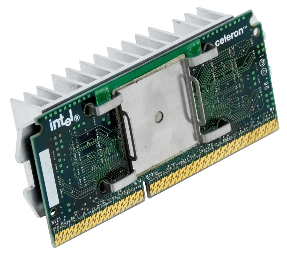 Intel Celeron Slot1 333MHz SL2WN + Cooler - Image 2 of 2