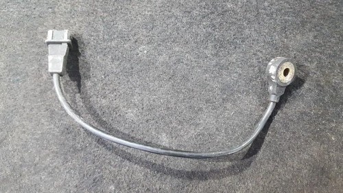 Opel Omega 1997 Ignition Knock (Detonation) Sensor 90411972, 5WK90 #204253-59