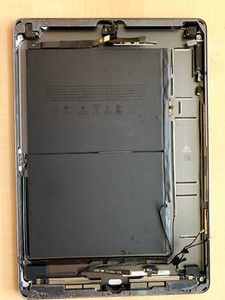 Original Apple Gehäuse Akku Kamera iPad 7 A2197 , 8 A2270 Spacegrau