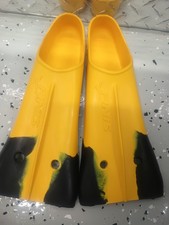Finis Z2 Gold Zoomers Short Blade Swim Fins D US Male 2.5 To 4 Female 3.5 To 5
