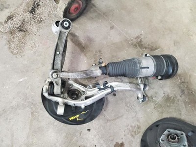 (LOCAL PICKUP ONLY) Driver Left Front Knee With Air Suspension Fits 17-19 AUDI Q