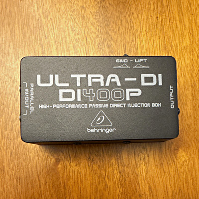 Behringer Ultra-DI DI400P Passive DI Box 1-Channel Ground Lift XLR Out