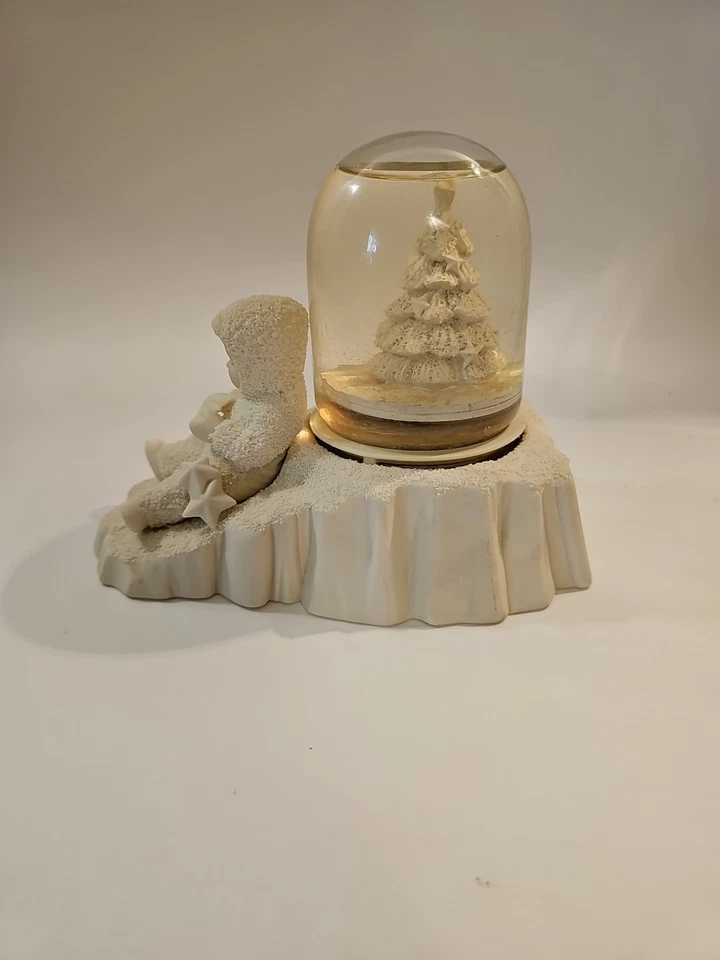 Винтажный снятый с производства снежный шар Dept 56 Snow Baby «All Tired Out», хорошей формы - Изображение 4 из 4