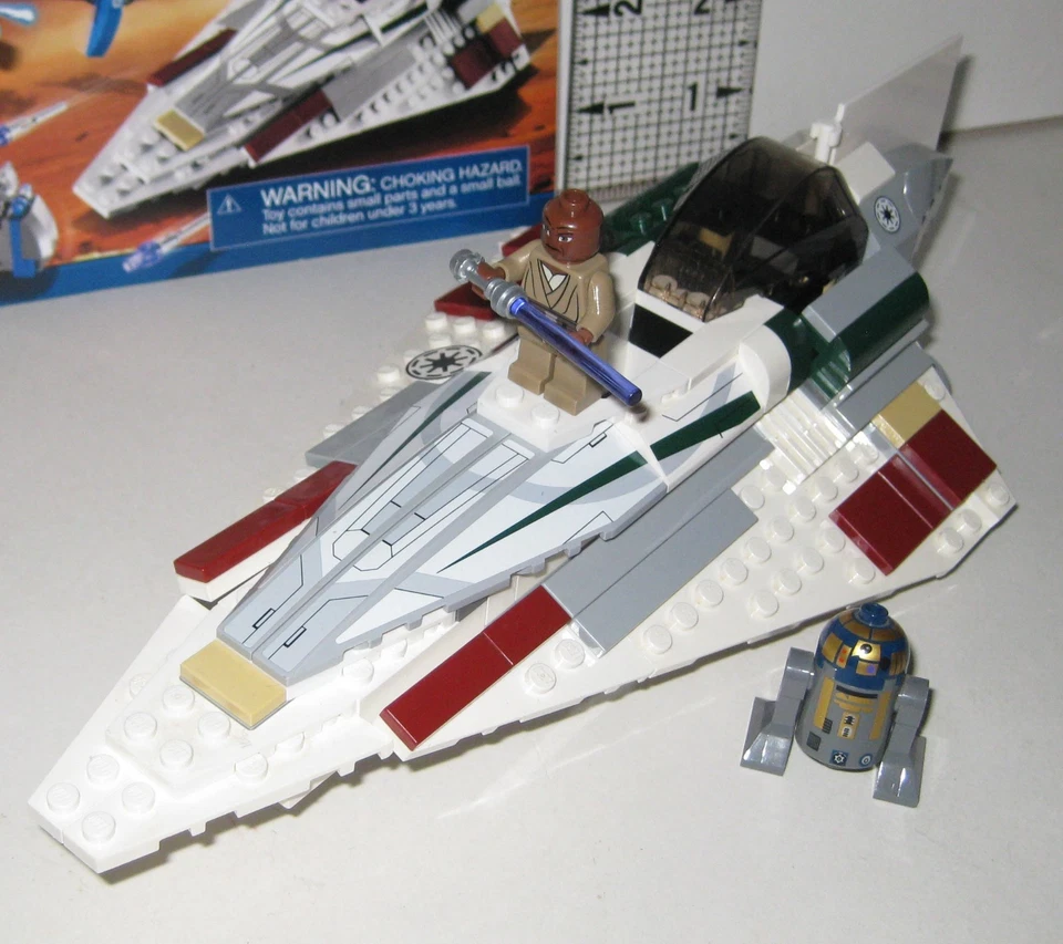 乐高星球大战:7868 梅斯·温杜绝地星际战斗机 — 第 3/3 张图片