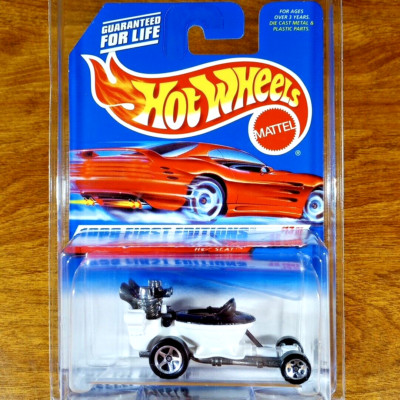 Hot Wheels Vintage 1998 First Editions Hot Seat White 5 Spoke Red