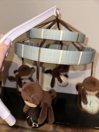 Mobile musicale Lambs & Ivy - Palline che tengono scimmie, blu, marrone e beige. - Foto 2 di 6