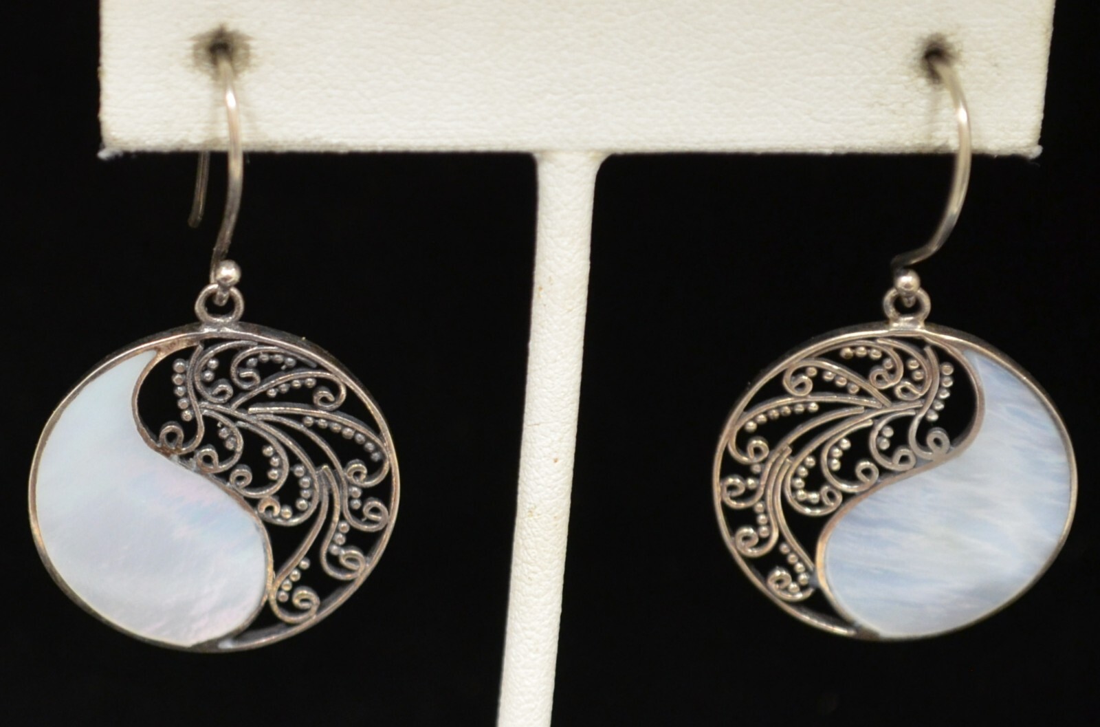 Sterling Silver Pretty Circle Dangle Earrings #FM… - image 1