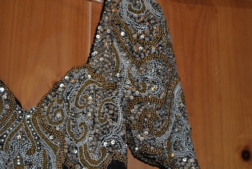 SLIMMING BLACK FLOOR LENGTH BEADED COCKTAIL PAGEANT BALL GOWN.SILVER/GOLD ACCENT - Picture 8 of 10