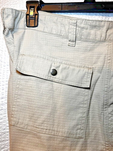 Saddlebred Men's Chino Shorts Flat Front Khaki Tan Size 40 W x 11" inseam Cotton - Picture 3 of 6