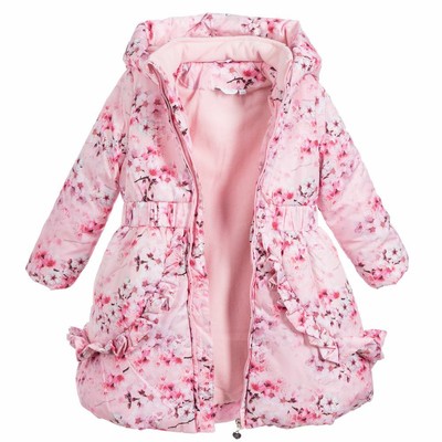 a dee pink coat