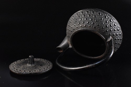 F2223: Japanese Iron Arare pattern TEAPOT Kyusu Sencha, auto - Picture 6 of 10