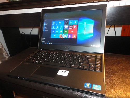 Dell Latitude 3330 13.3" Core i3 1.80 GHz 4GB RAM 500GB HDD windows 10 Laptop    - Picture 1 of 11