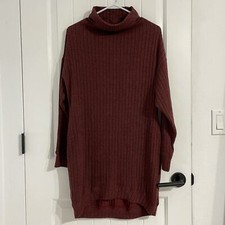 NWT All in Favor Burgundy Mock Neck Long-Sleeve Tunic Sweater Sz Small