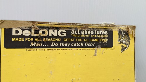 DeLong Act-Alive Lures Vintage Yellow Store Display with 12 Sealed Packs No 670 - Picture 2 of 6