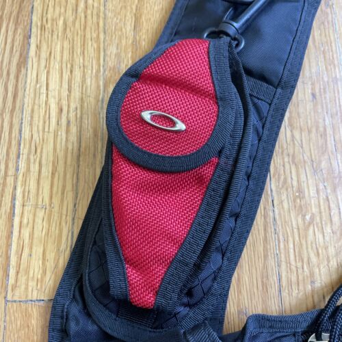 Oakley Sandbag Sling Tactical Bag Pack Red Black Software Icon+Phone Case AP - Picture 3 of 16