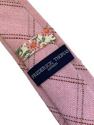 Cravate Designer Homme FREDERICK THOMAS - Rose Clair Carreaux - Laine Et Coton - Skinny - Faite Main Au Royaume-Uni