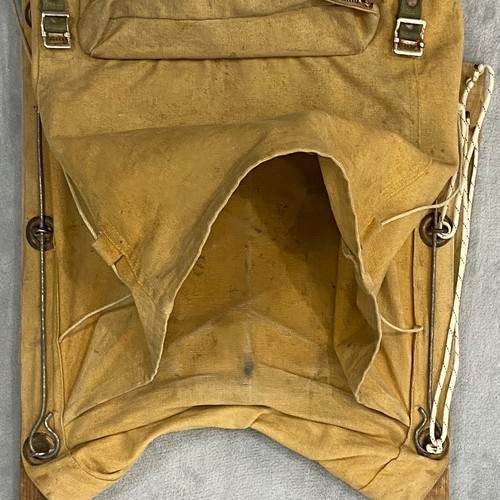 Vintage Trapper Nelsons INDIAN PACK BOARD Tan Tin Cloth Wooden Frame Meat Pouch - Picture 7 of 13