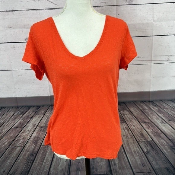 athleta tee vneck short sleeve casual shirt