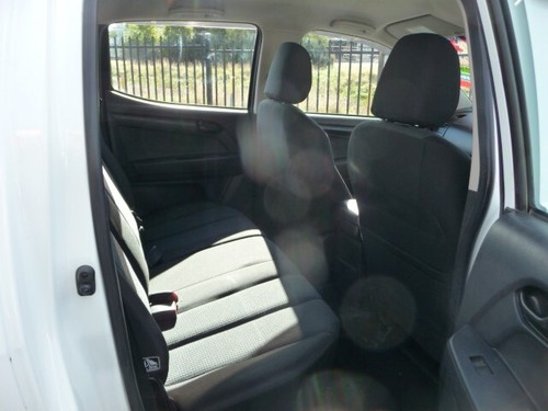 2014 ISUZU D-Max SX 4x4 MY14 Dual Cab Ute 3.0 Turbo Diesel Auto Country Car - Picture 15 of 19