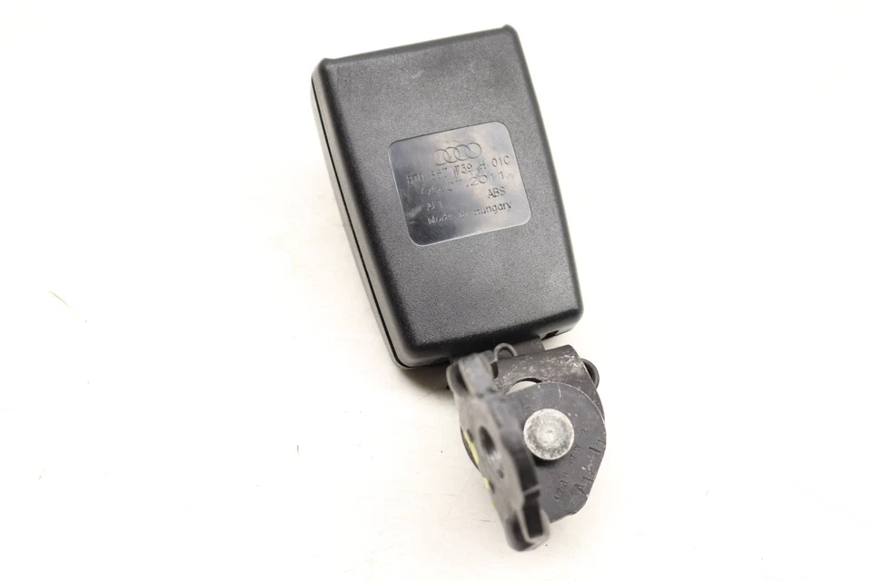 AUDI RS5 2013-2016 - CINTURÓN DE SEGURIDAD TRASERO hebilla/receptor 8T0857739H Foto 2 de 4