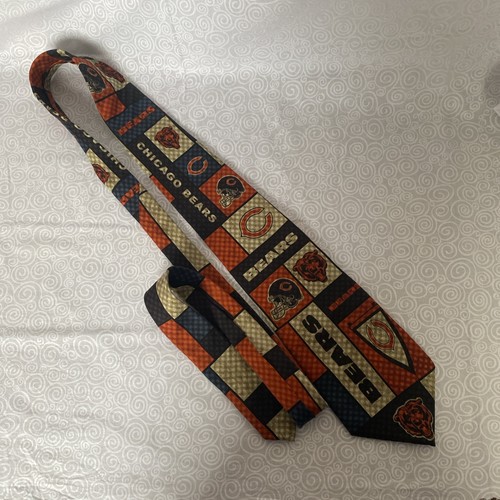 NFL Chicago Bears Men's Plaid Style Necktie by Eagles Wings - Picture 3 of 3