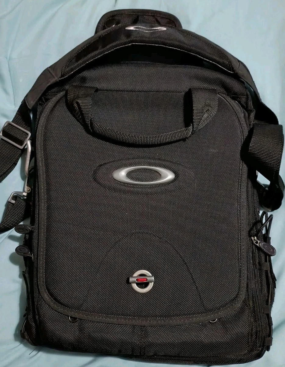 Oakley Men's Nylon Laptop Bags for sale | eBay