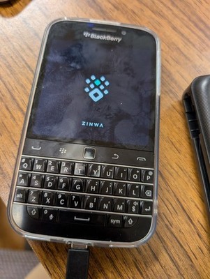 Zinwa Q25  - Niche Physical QWERTY Android Enthusiast Phone blackberry classic