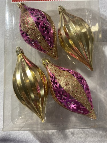 Holiday Time 4 Shatterproof Ornaments - Picture 7 of 14