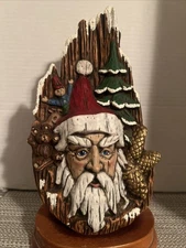 Santa Claus Carved Ceramic Tree Log Christmas Toys&Pinecones Sculpture 10"VTG