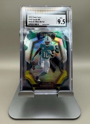 2022 Panini Select Premier Tyreek Hill #162 Black & Green Prizm Die-Cut CGC 9.5