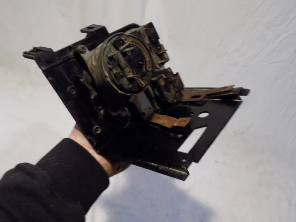 1970-74 PLYMOUTH CUDA SWITCH PANEL DODGE CHALLENGER R/T SE STANDARD E-BODY MOPAR - Image 3 of 4