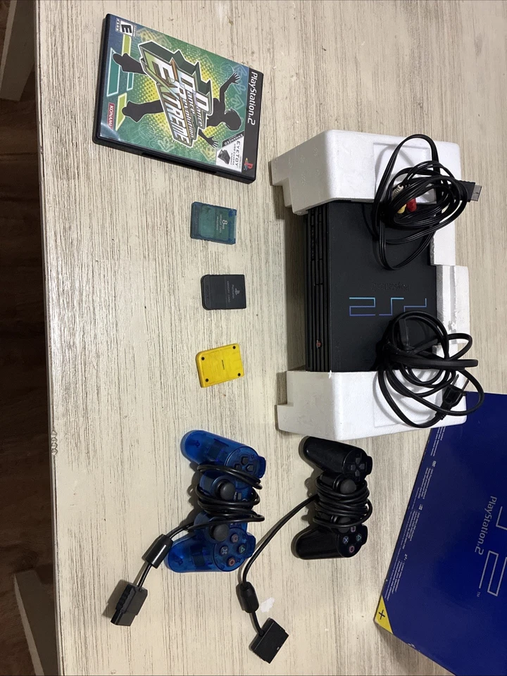 PlayStation 2 With Box 2 Controllers 3 Memory Cards And 1 Game Complete Set - Image 4 of 4