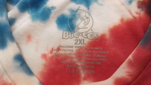 Bucee's Shirt Herren 2XL rot blau weiß Batik Lets Get It Poppin patriotisches T-Shirt - Bild 6 von 6