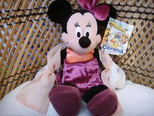 Minnie Mouse Disneyland Backlot Mini Bean Bag Plush Stuffed Animal Vintage