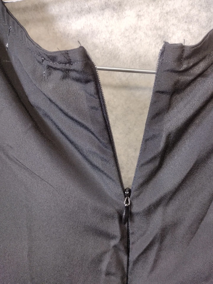 Mono pequeño LNA para mujer, negro sin mangas, cintura envolvente, pierna cónica, precio de venta sugerido por el fabricante $158 Foto 3 de 4