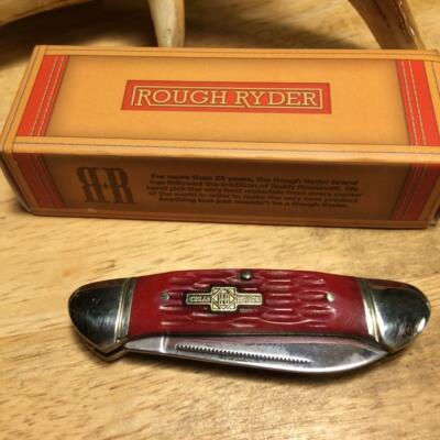 Rough Ryder Red Jigged Bone Mini Canoe 2 3/4