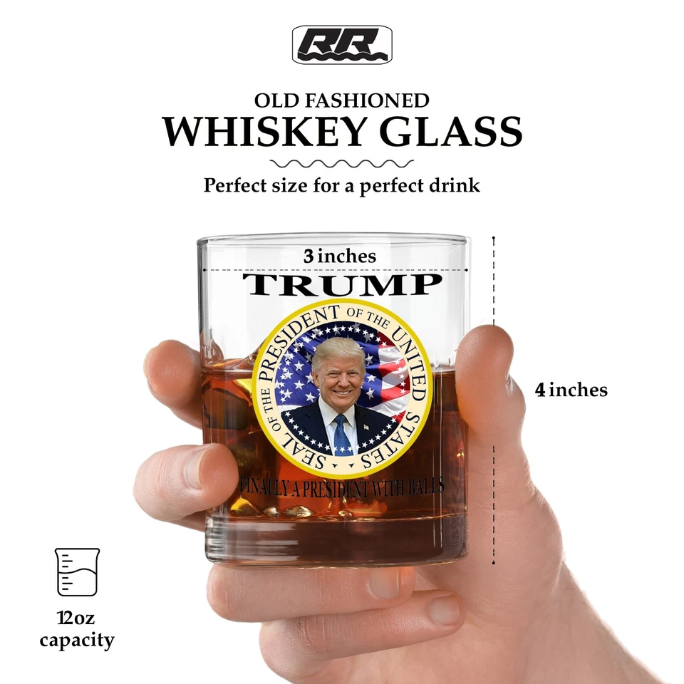 Donald J. Trump finalmente un sello presidencial vaso de whisky antiguo bandera de EE. UU. Foto 2 de 4