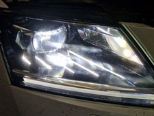 Hauptscheinwerfer rechts 5E1941016E SKODA OCTAVIA III COMBI (5E5, 5E6) 2.0 TDI