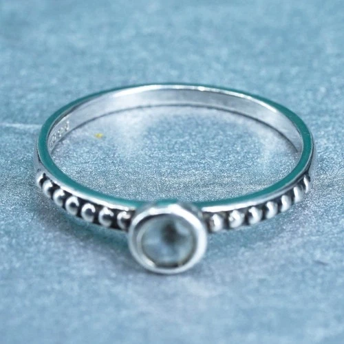Size 8, vintage Sterling 925 silver ring, blue crystal beaded stackable band