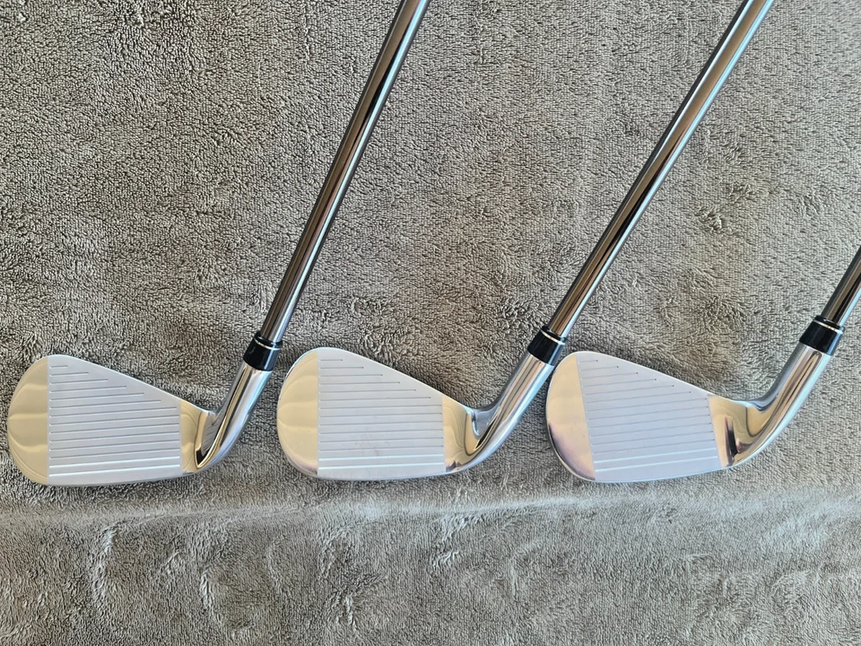 Juego de hierros Callaway Great Big Bertha 23 6-PW con eje UST Helio Nanocore 60 Sr Foto 3 de 4