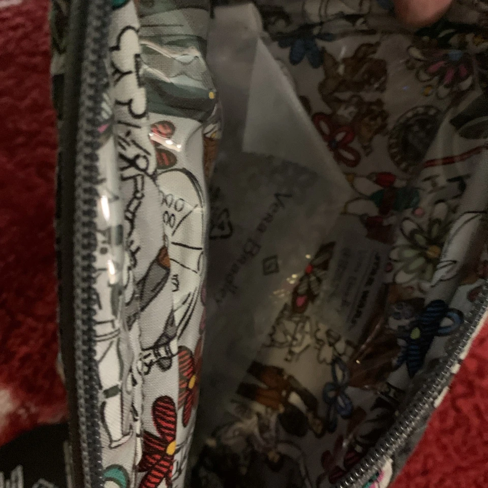 Vera Bradley Star Wars Medium Cosmetic Bag Far Far Away New with tags RARE Exact - Image 3 of 4