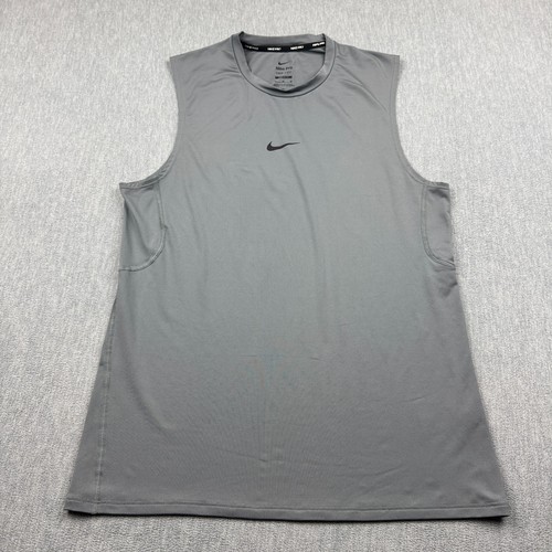 Nike Pro Shirt Mens Medium Gray Core Dri-Fit Slim Fit Active Gym Workout FB7924