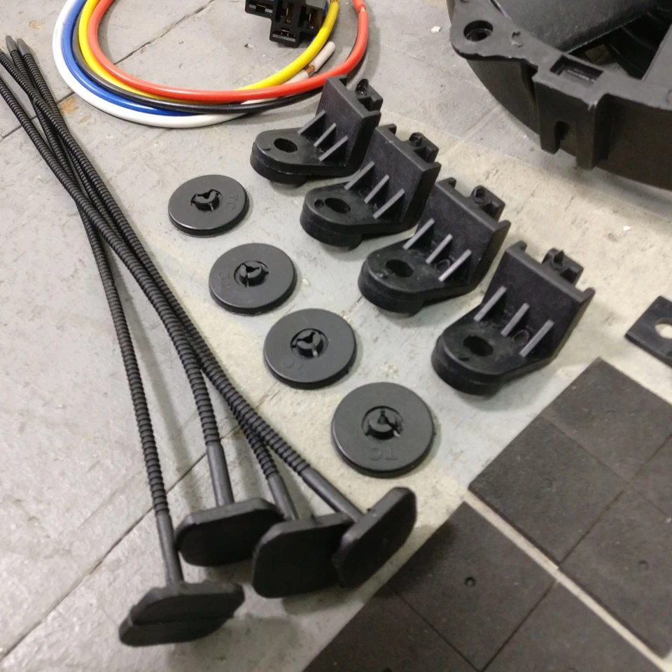 Kit de interruptor de temperatura del ventilador de refrigeración del radiador Chevy 605 CFM 1936-1953 V8 206 GM Rochester Foto 4 de 4