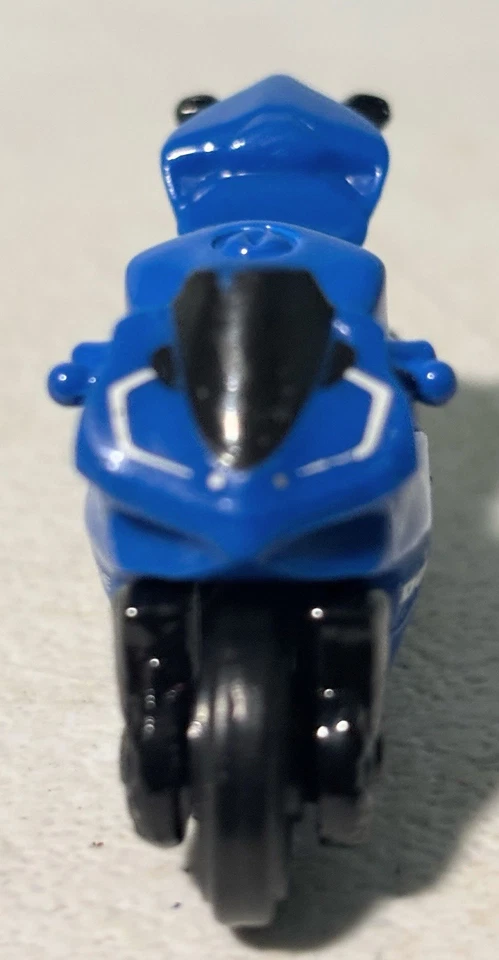 Motocicleta Hot Wheels Ducati azul fundido a presión Foto 4 de 4