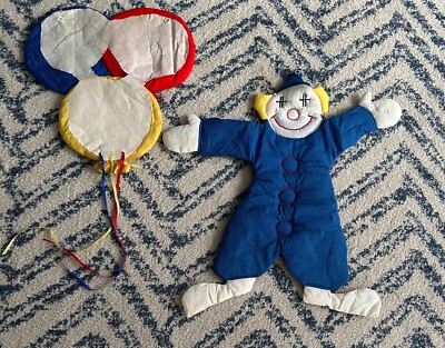 Old Quilt ClownとLIttle Patch ベア２体セット Vintage Clown & Balloons Padded Fabric Nursery Wall Art 2 pc Set