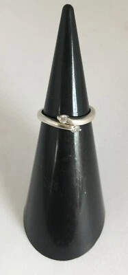 BAGUE/ANNEAU EN ARGENT/ 2 ZIRCONS/ ANNEES 1980/1990 - Photo 1/4