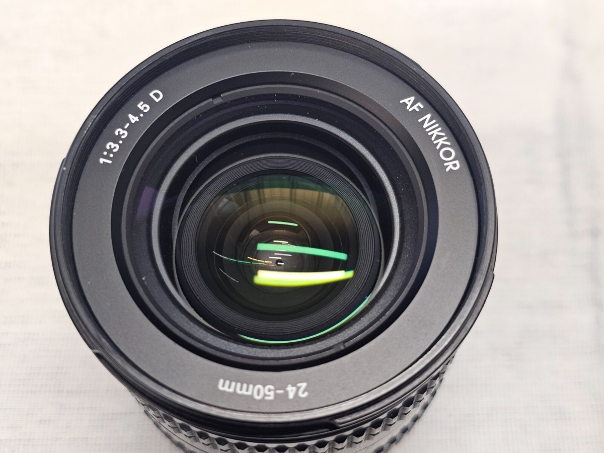 ☆ AF NIKKOR 24~50mm   1:3.3-4.5D Nikon AF Nikkor 24-50mm 1: 3.3-4.5. Review from the reader