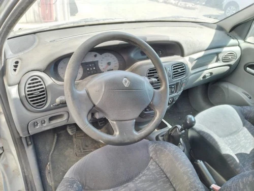 Sistema Audio/Radio Cd para RENAULT MEGANE I FASE 2 COUPE (DA...) 1999 1659179 - Imagen 8 de 10