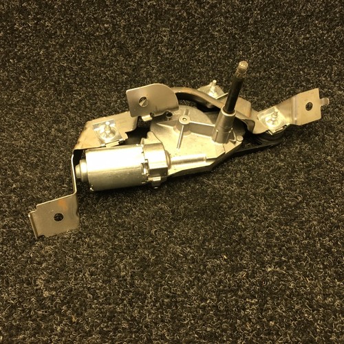 Ford Fiesta VI MK7 JA8 Wischermotor Wischer Motor HINTEN 8A61-A17K441-AE
